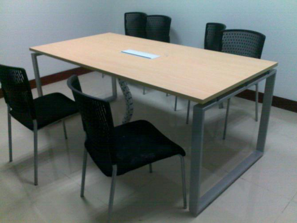 ���ϴ�˹adidas�칫��װ�޹��̰���